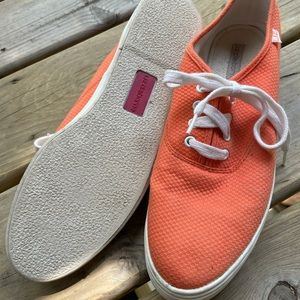 Orange 🍊 smoothie loafer sneakers!